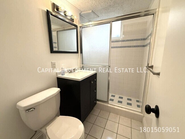 Building Photo - 1640 E 5375 S