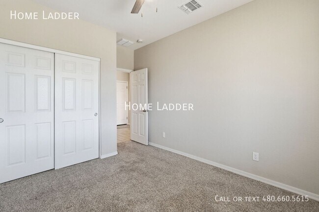 Building Photo - 11769 W Mobile Ln