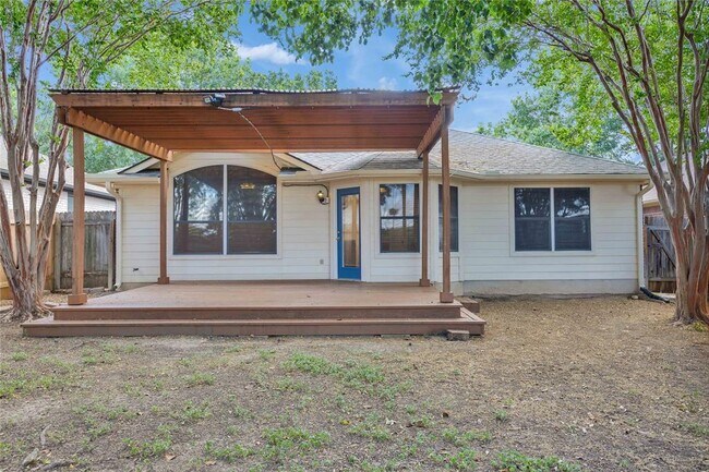 Building Photo - 2625 Gate Ridge Dr