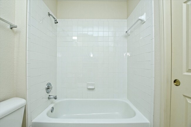 Building Photo - Sparkling Pool Views + Prime Location = A Must See Opportunity!