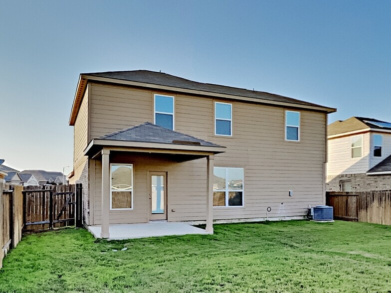 Building Photo - 11910 Luckey River