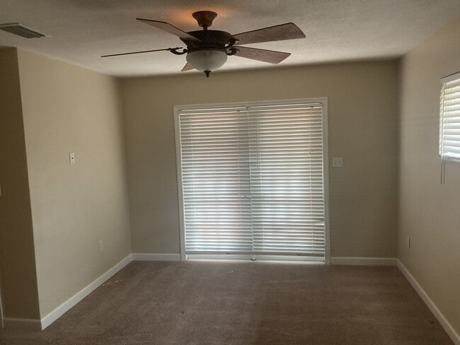 Building Photo - 3BD/2BA HOME IN "OLDE WINDERMERE"