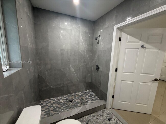 Building Photo - 45 NW 99th St