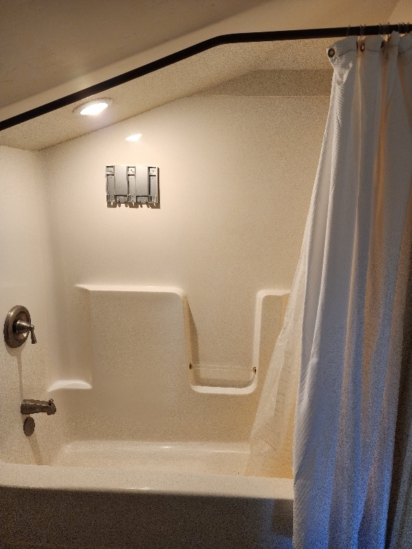 Building Photo - 6091 Dutch Mine Rd