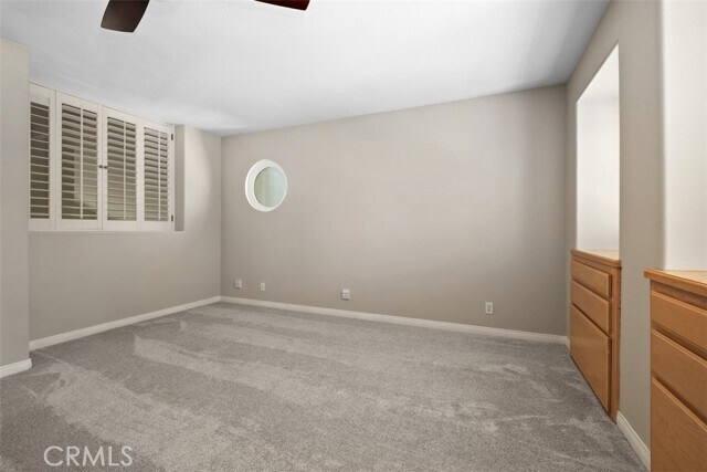 Building Photo - 22481 Ivy-Ridge