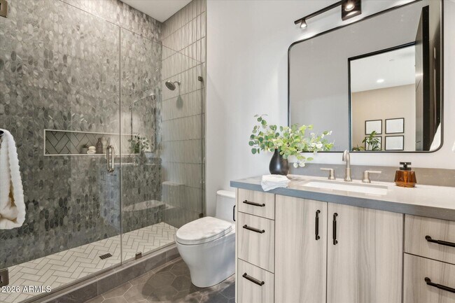 Building Photo - 15609 E Palatial Dr