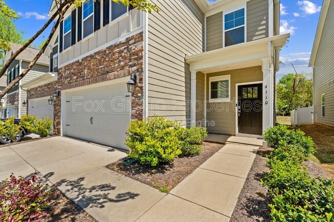 Building Photo - 4110 Steel Wy