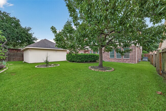 Building Photo - 3218 Twinmont Ln