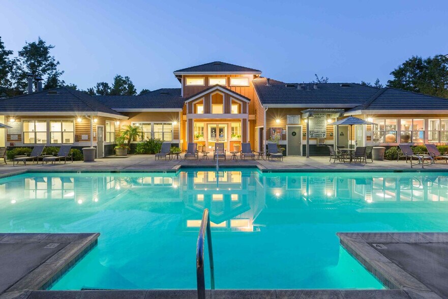 Building Photo - 719 Daffodil Ct