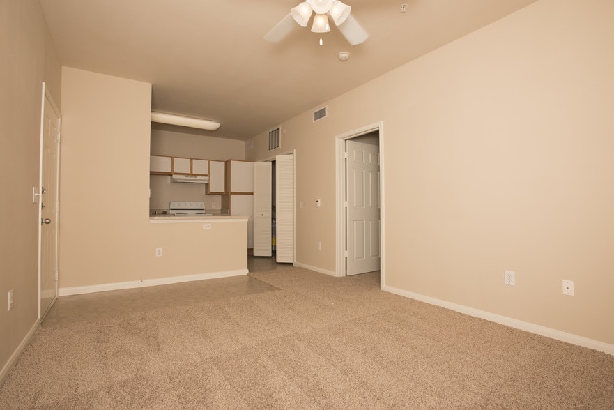 Overhead Lighting & Fan. - Oak Grove