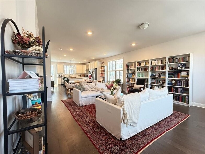 Building Photo - 2520 Great Silver Fir Aly