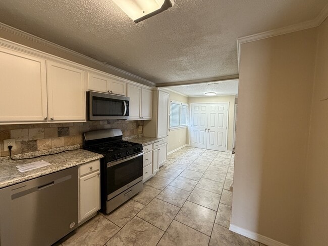 Building Photo - 4016 32nd St