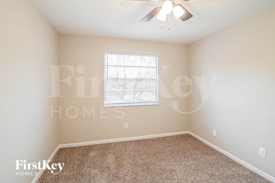 Building Photo - 1572 Sonoma Ct