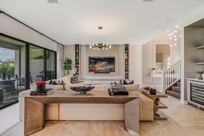 Building Photo - 8283 Royal County Down Rd