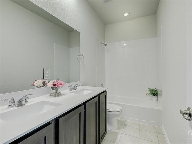 Building Photo - 795 Fort Ln