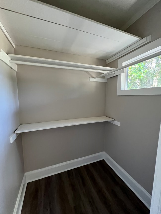 Building Photo - 316 Myrtle Dr