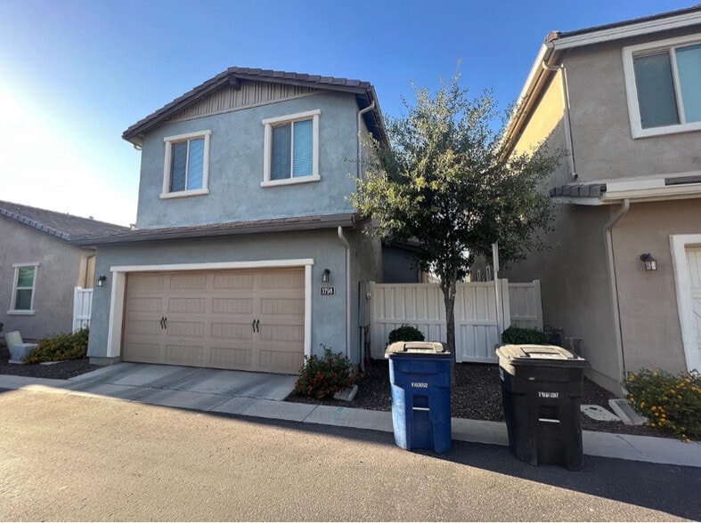 Building Photo - 3798 East Stiles Lane