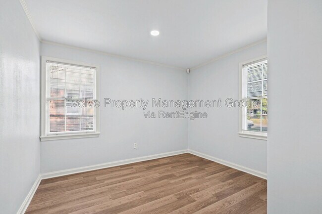 Building Photo - 4629 Durbin Ave