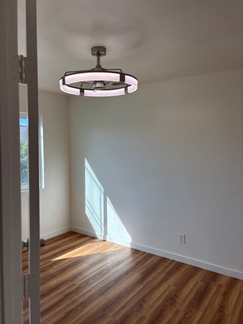 Building Photo - 1065 Davis Ave