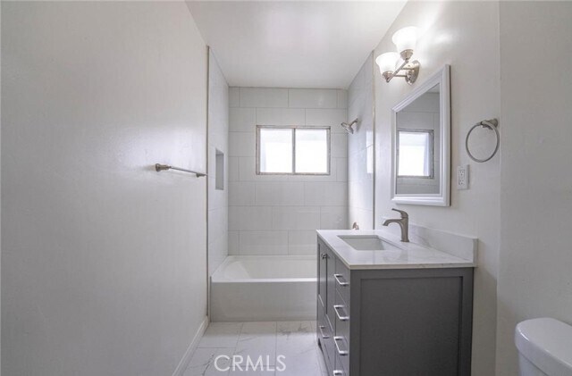 Building Photo - 700 S 2nd Ave