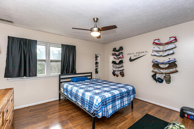 Building Photo - 3008 Tuscaloosa Ln