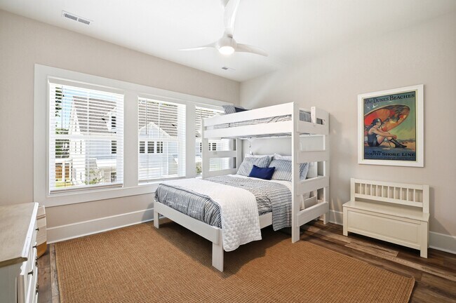 Building Photo - 117 Seagate Pl