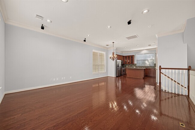 Building Photo - 3308 Clearview Cir