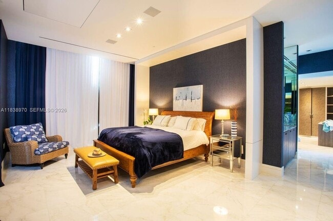 Building Photo - 17141 Collins Ave