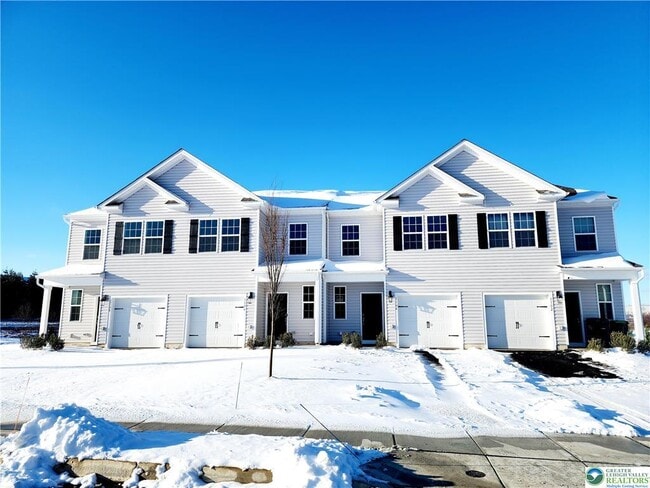 Building Photo - 1104 Martin Rd