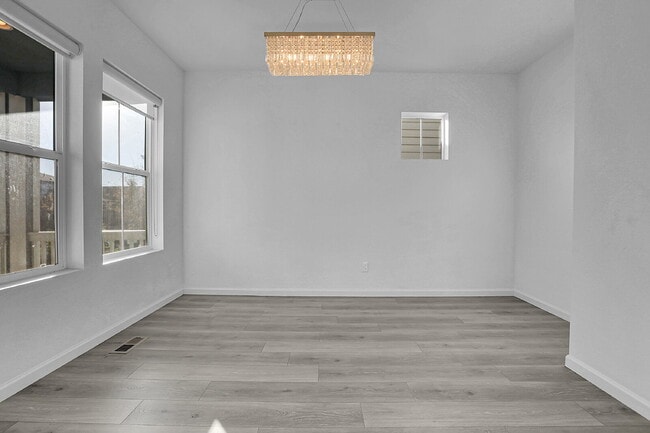 Building Photo - $3,050.00, 4-bed, 3.5-bath, located in Aurora with beautiful finishes.