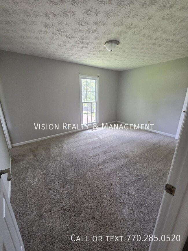 Building Photo - 985 S Lassetter Cir