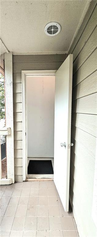 Building Photo - 2060 Chastain Park Ct NE