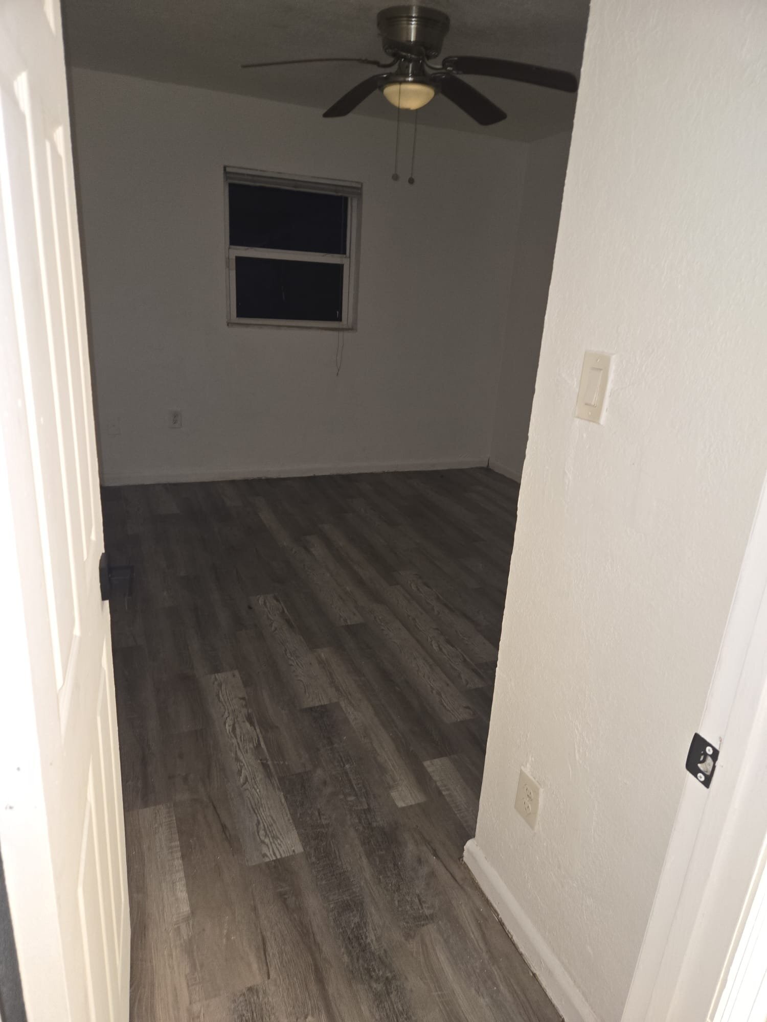 Building Photo - 1615 Avenue E
