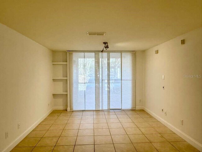 Building Photo - 7630 Pissarro Dr