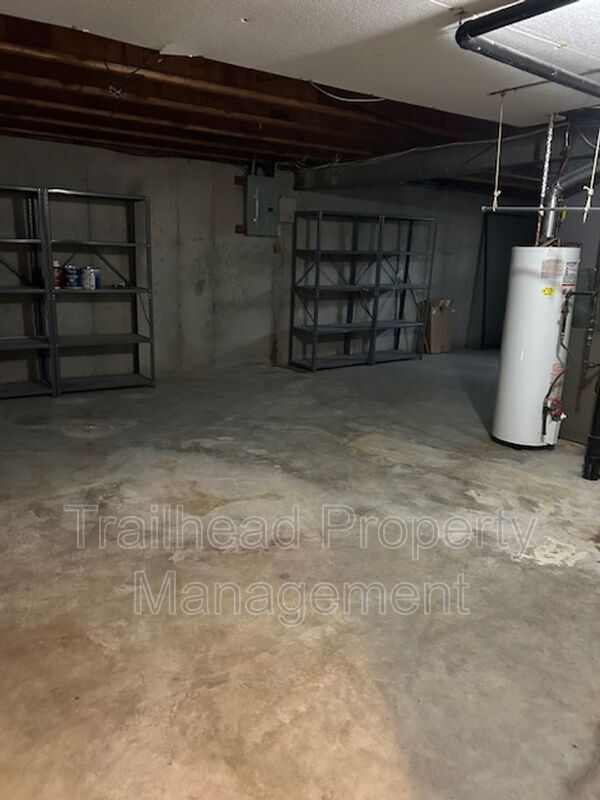 Building Photo - 1035 NW 70th Ct