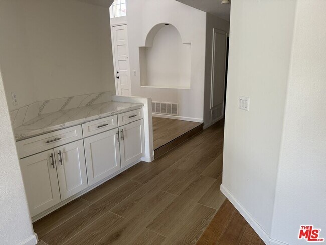 Building Photo - 3119 Fulham Ct