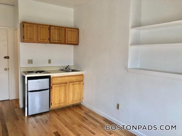 Building Photo - 248 Newbury St