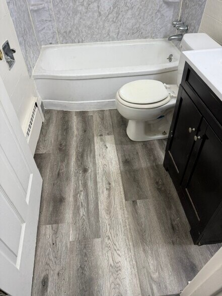 New LVT Floor - 532 Imo Dr