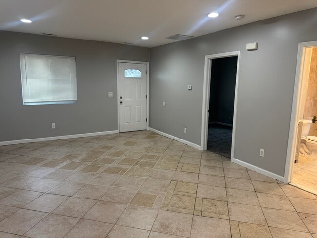 Building Photo - 28581 Brentwood St