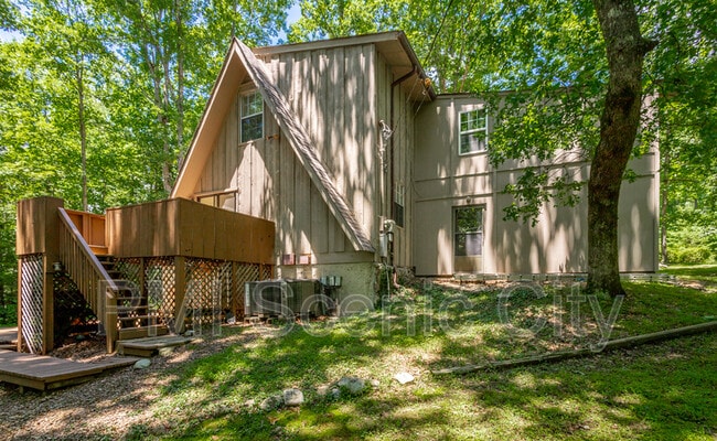 Building Photo - 1602 Rustic Homes Ln