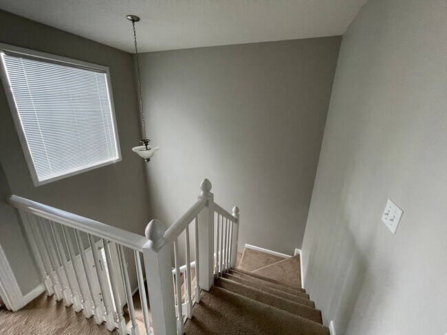 Building Photo - 216 Claremont Avenue
