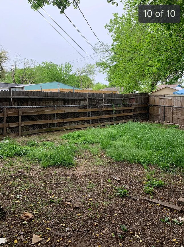 Building Photo - 4108 Fox Dr