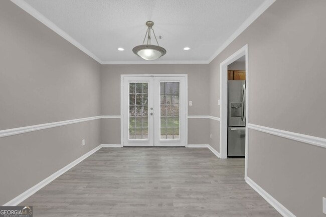 Building Photo - 255 Triple Oaks Dr