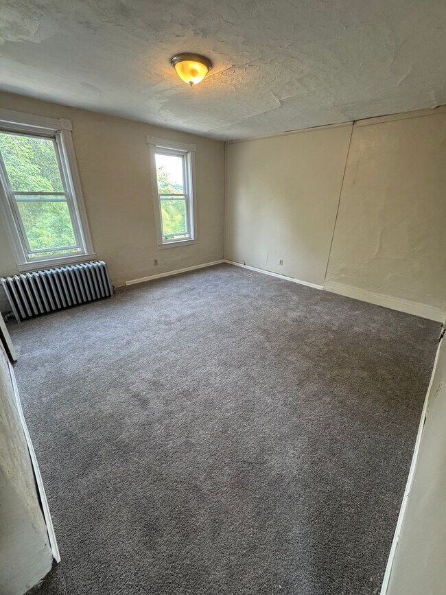 Building Photo - 1912 Johnson St