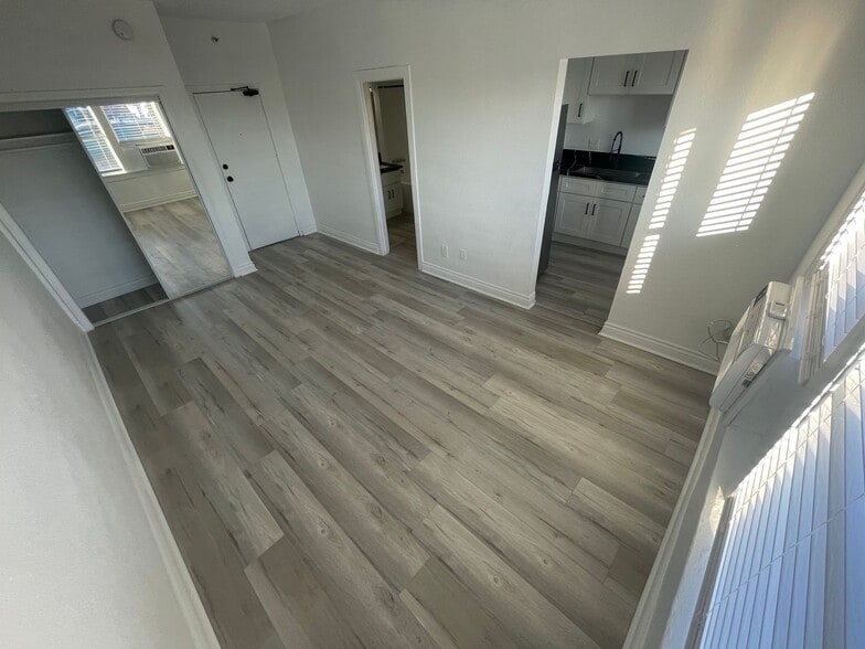 Interior Photo - Wilton Way Apartments