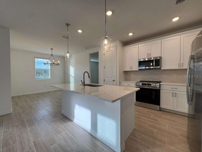 Building Photo - 30167 Rustic Mill St