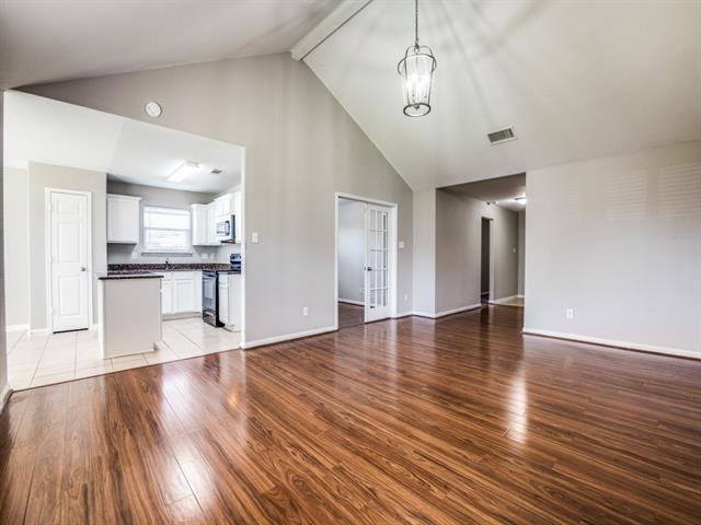 Building Photo - 3301 Taylor Dr