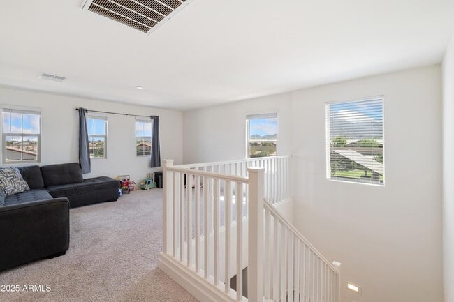 Building Photo - 7352 S Briarwood Ln