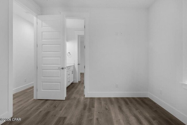 Building Photo - 8408 Warner Pl