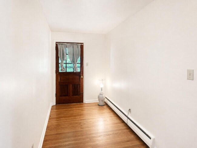Building Photo - 201 Blunston Ave
